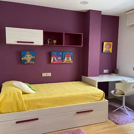 Costa Da Morte Con Vistas, Garaje Y Piscina Lägenhet Malpica